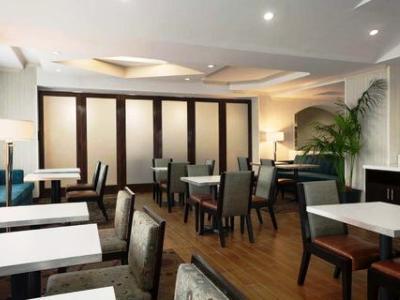 Hampton Angeles Int'l Airport/hawthorne Hotel 3*