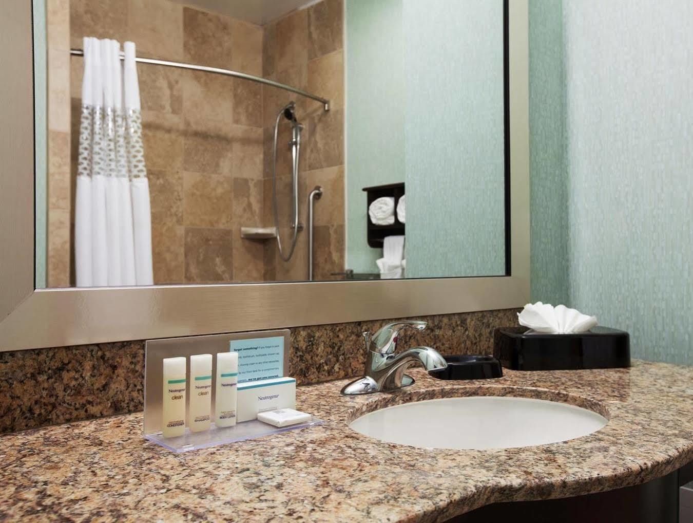 Hampton Angeles Int'l Airport/hawthorne Hotel 3*