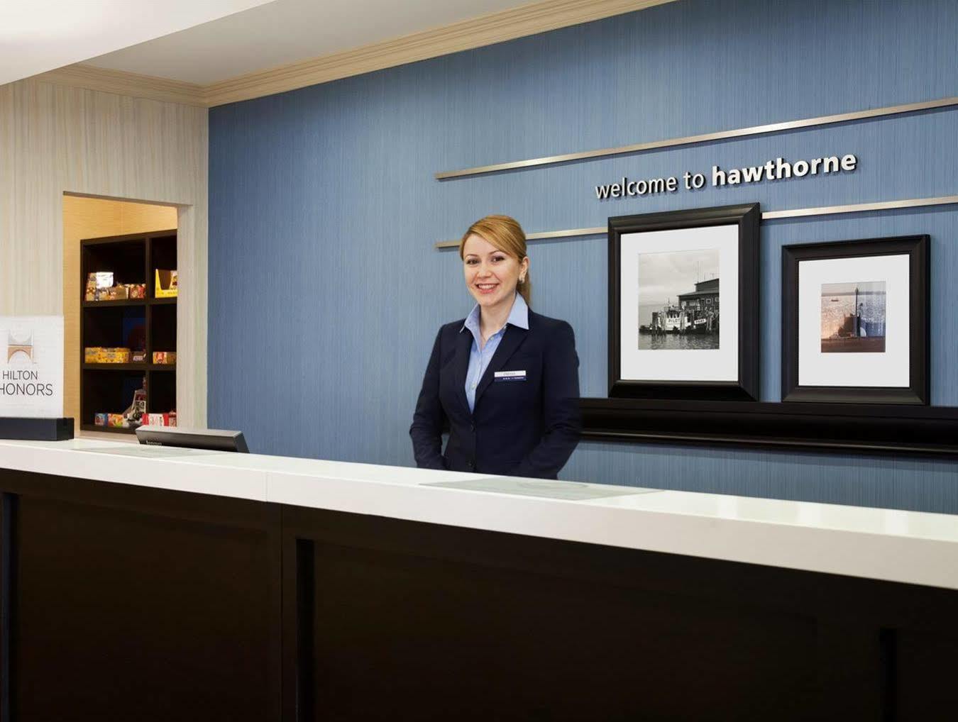 Hampton Angeles Int'l Airport/hawthorne Hotel